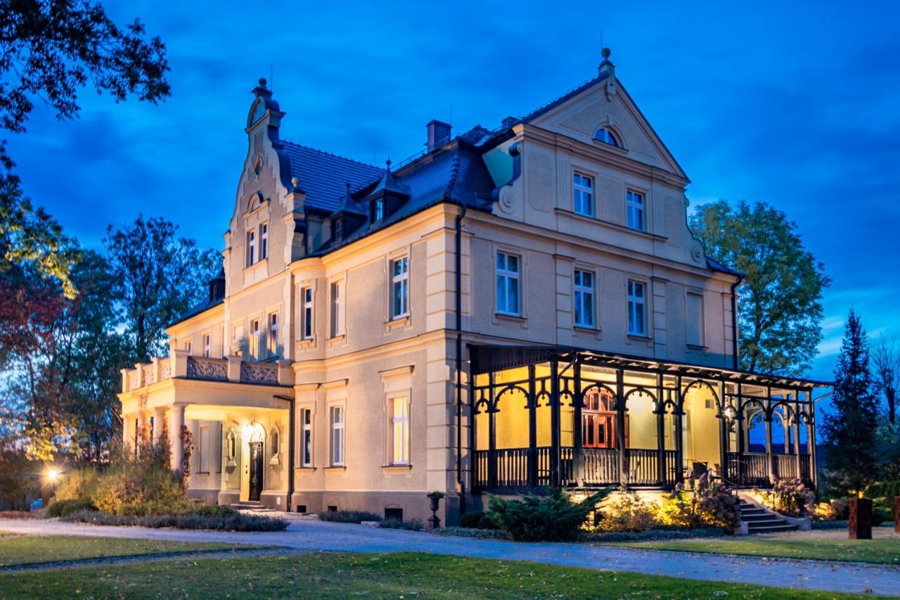 Palac Gruszow Swidnica  Exterior photo